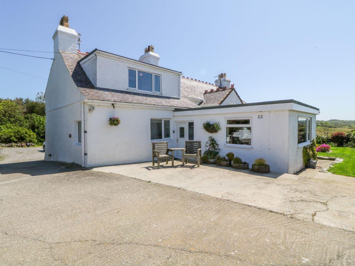 Charming 2 Bed House Near Rhoscolyn Discounts For Villa Holyhead Exterior foto