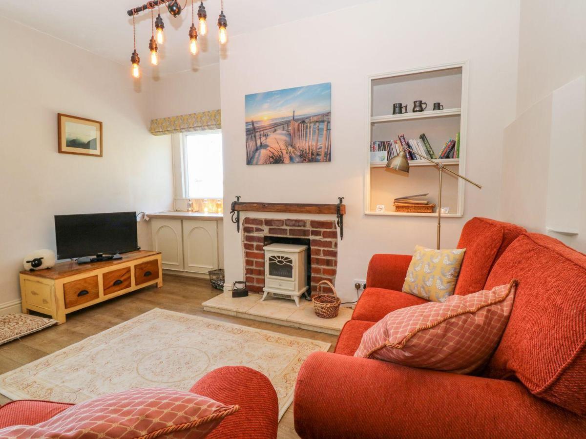 Charming 2 Bed House Near Rhoscolyn Discounts For Villa Holyhead Exterior foto